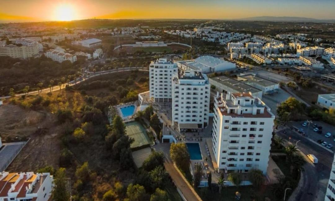 Ferienwohnung The Albufeira Concierge - Pool & Sunset Balconies Exterior foto